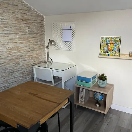 Casa Paseo De La Ribera 32 *