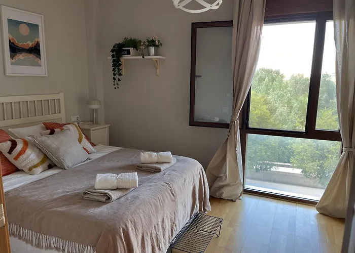 Casa Paseo De La Ribera 32