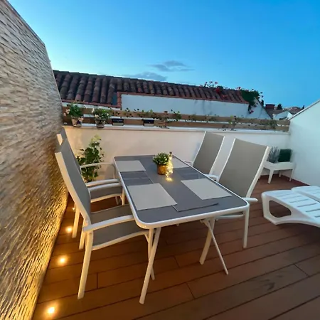 Casa Paseo De La Ribera 32 아파트 *