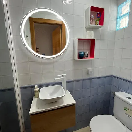 Casa Paseo De La Ribera 32 *